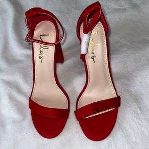 New Lulus Red High Heels  size 8